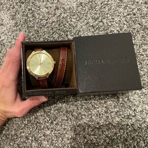 Michael Kors Double wrap leather watch